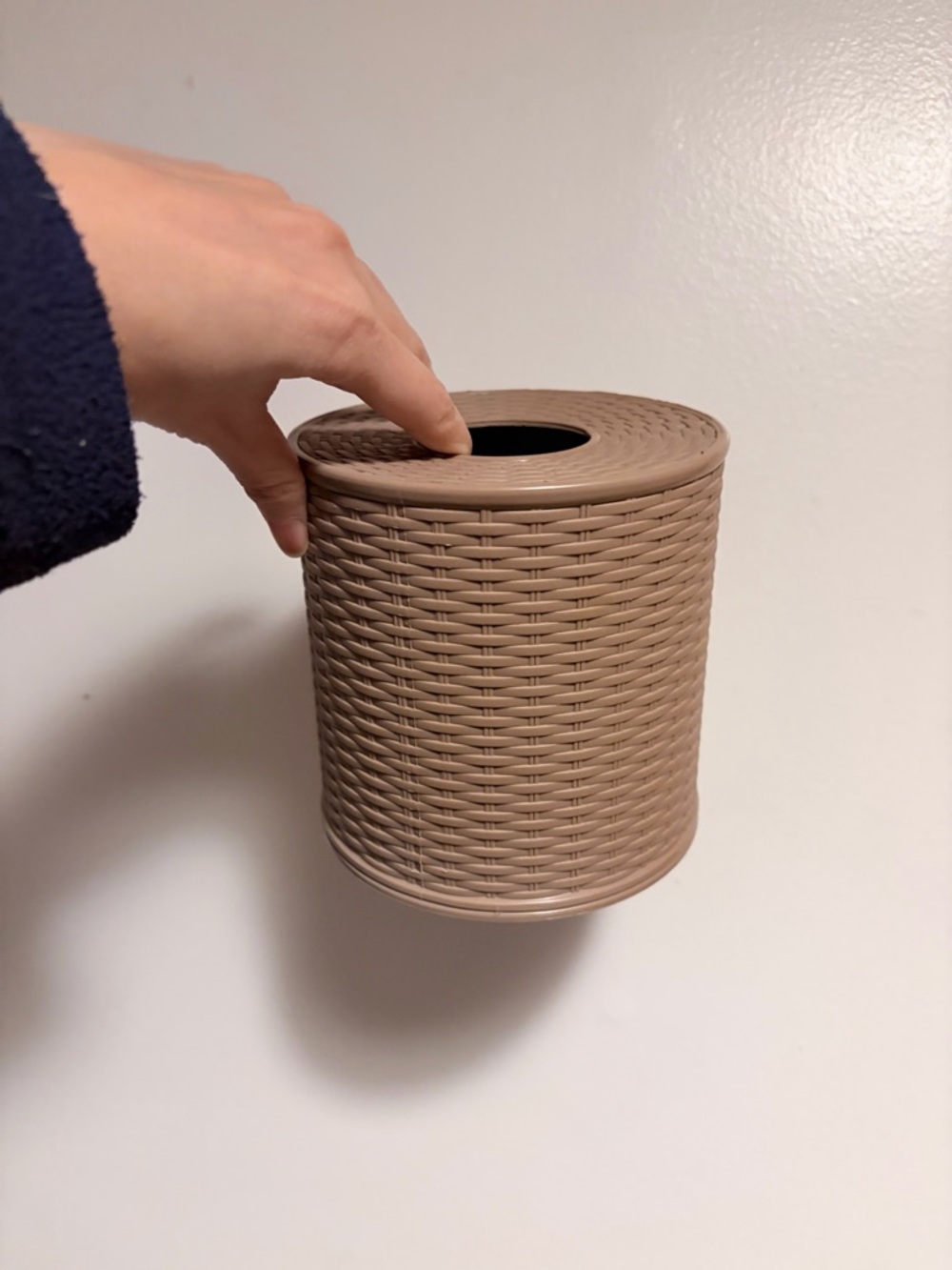 Woven Texture Beige Tissue Holder